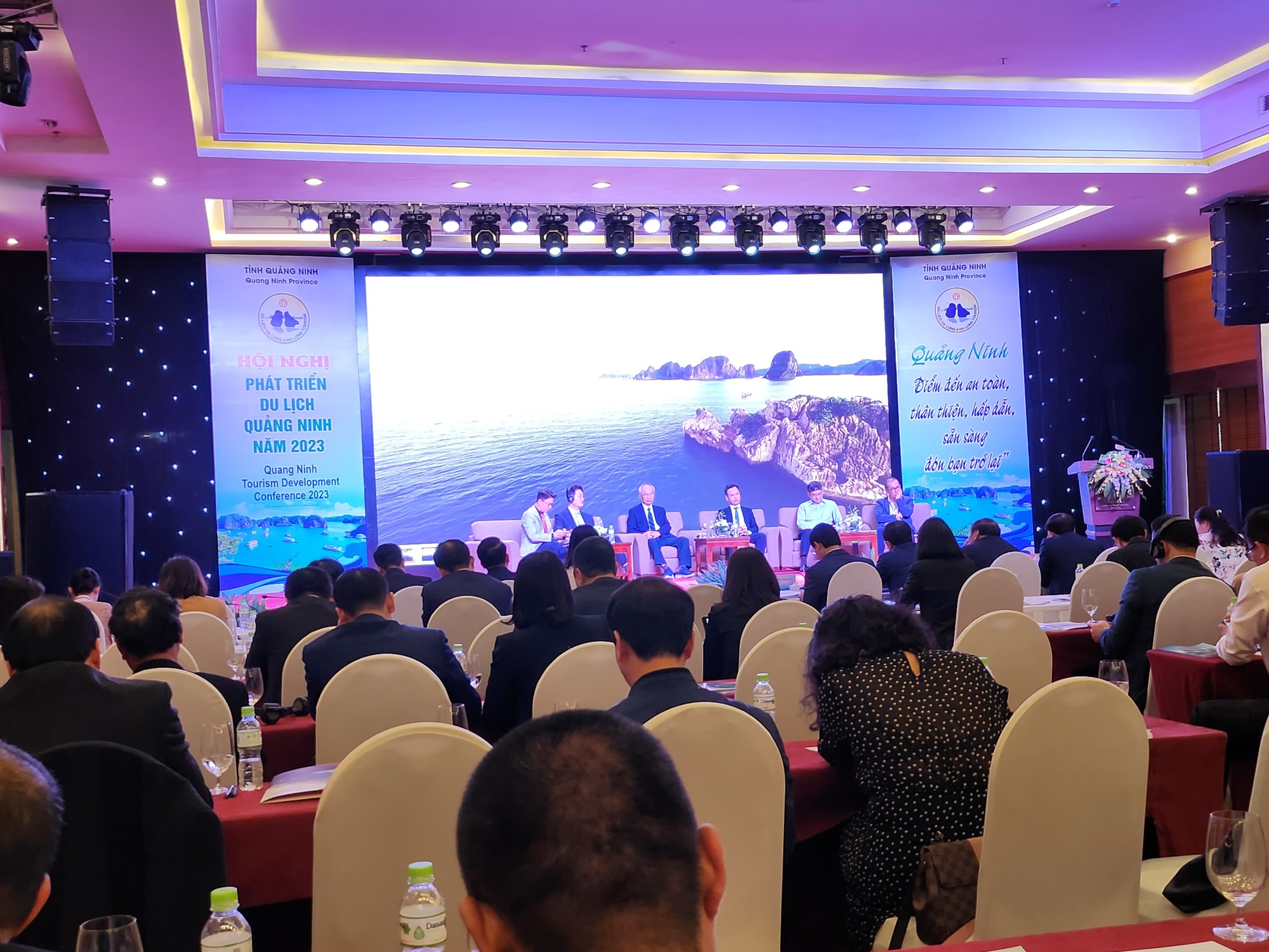 Quảng Ninh muốn phát triển du lịch bền vững, đừng dàn hàng ngang  - Ảnh 6.