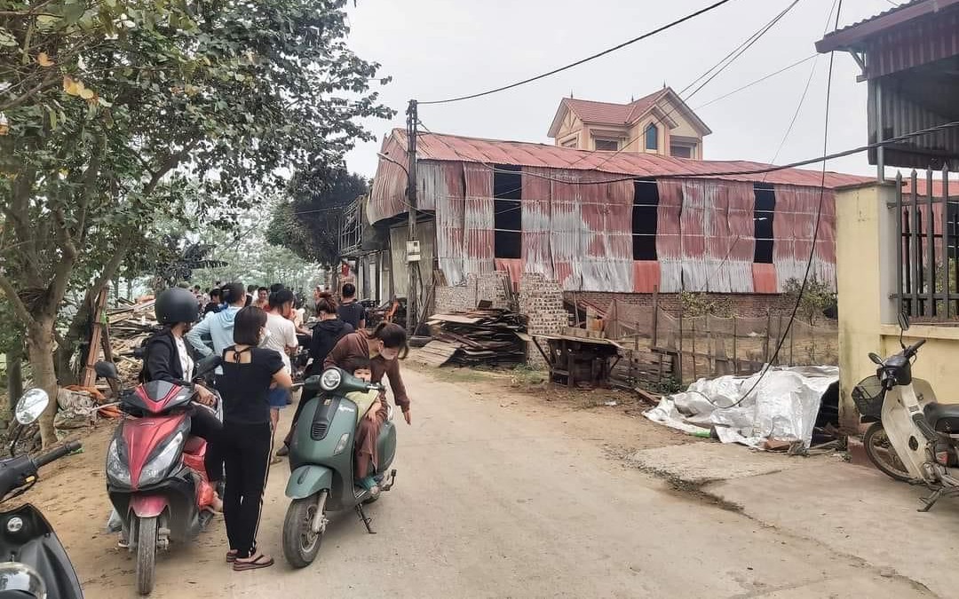 Cháy xưởng gỗ ở Bắc Giang khiến 5 người thương vong