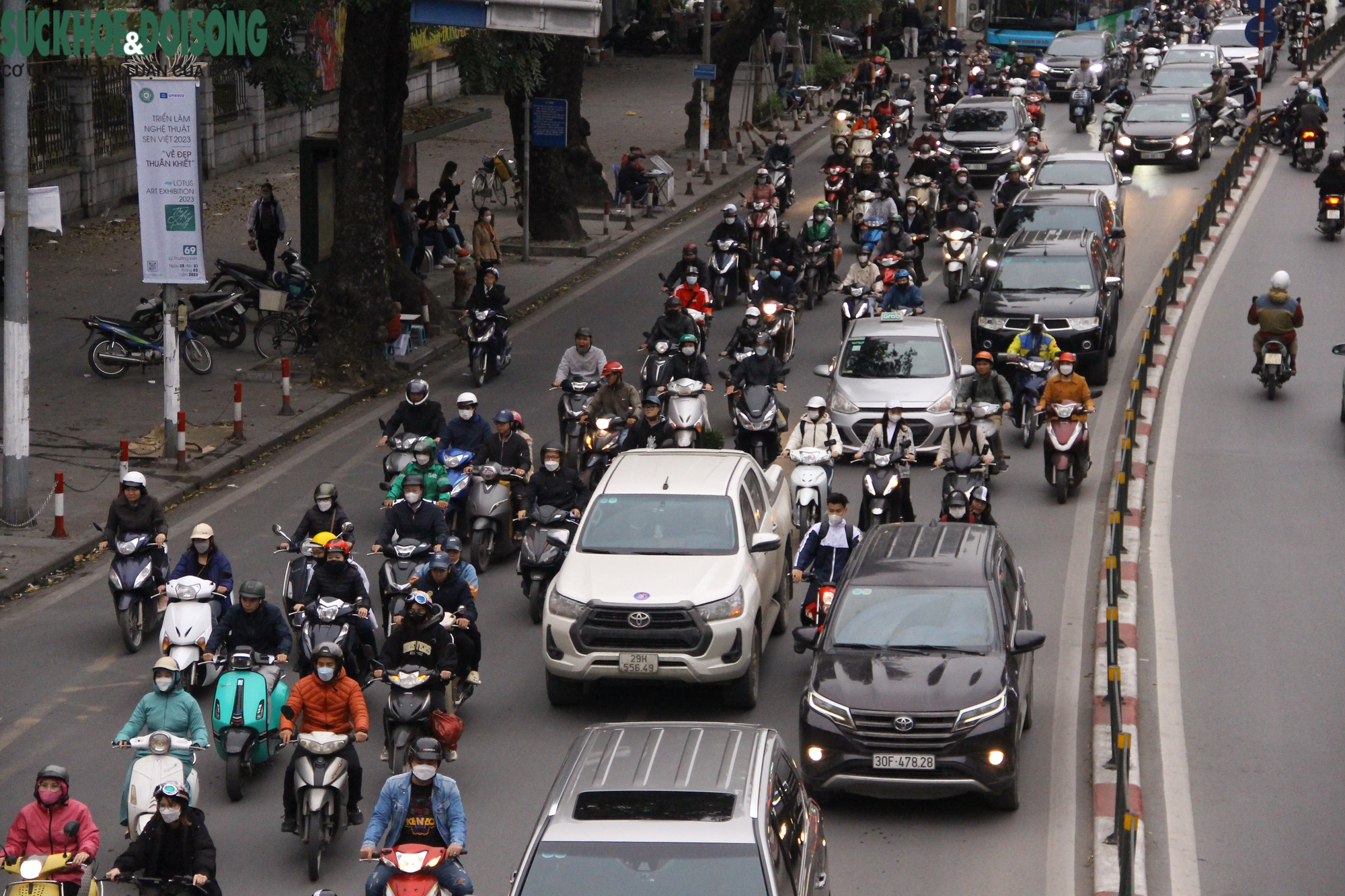 Biển báo thông minh và những ảnh hưởng tích cực đến giao thông Thủ đô - Ảnh 12.