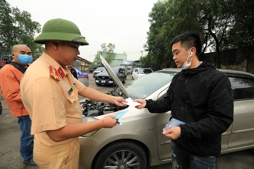 Các Trung tâm đăng kiểm tại Hà Nội không còn tình trạng ùn tắc - Ảnh 10.