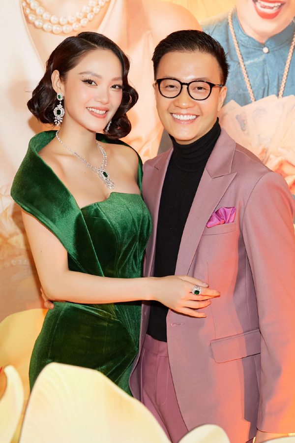 'Bé heo' Minh Hằng sau gần 1 năm đám cưới với đại gia nghìn tỷ: Làm mẹ ở tuổi 36, chồng cưng chiều - Ảnh 3.