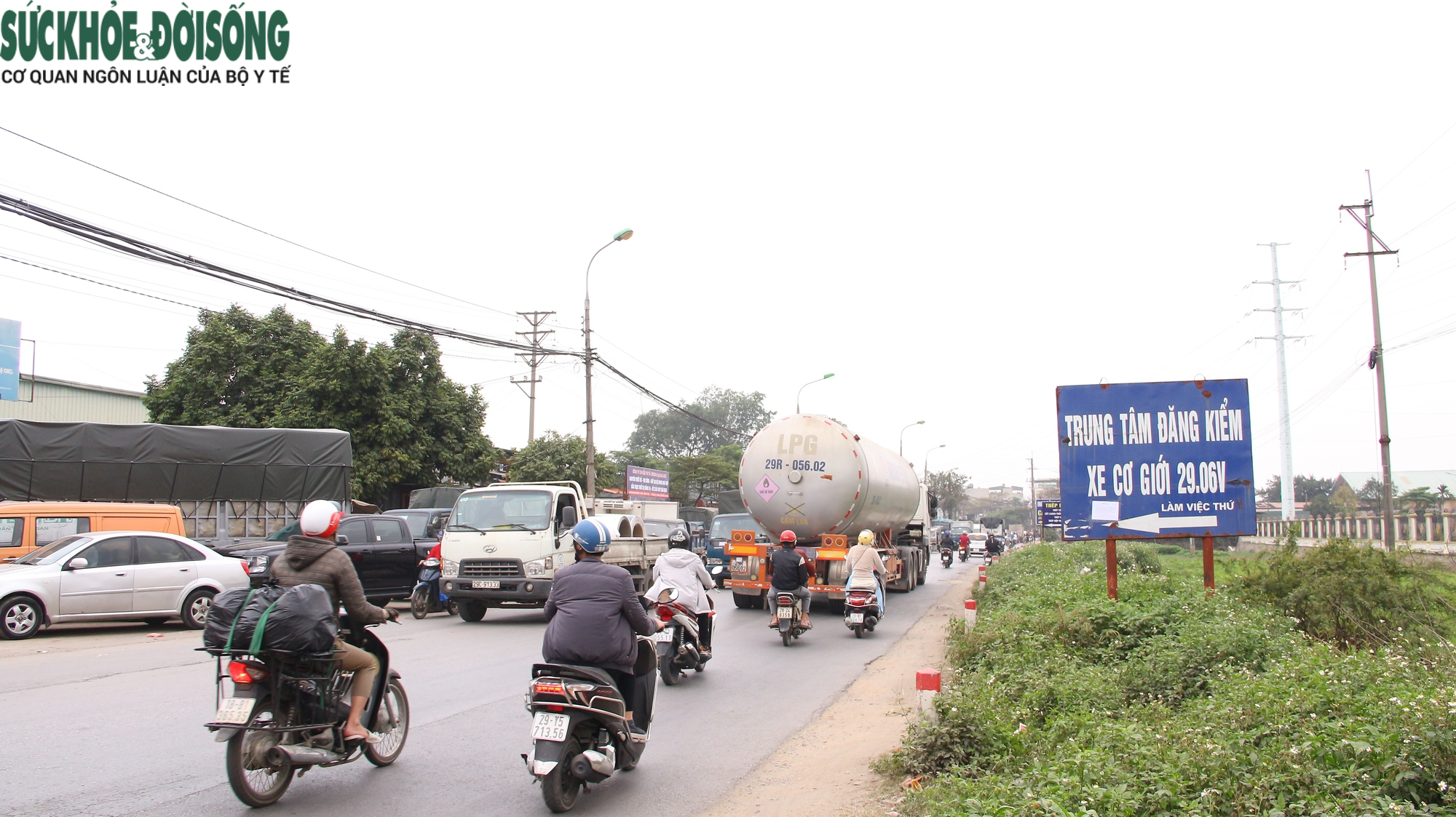 &quot;Thâu đêm suốt sáng&quot; chờ đăng kiểm - Ảnh 5.