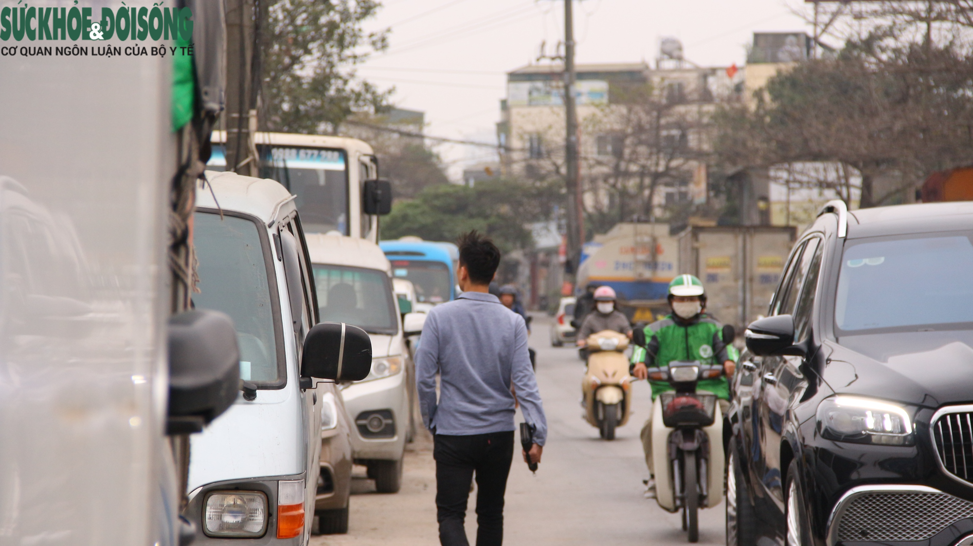 &quot;Thâu đêm suốt sáng&quot; chờ đăng kiểm - Ảnh 19.