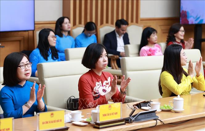 Thủ tướng: Tạo môi trường, điều kiện để phát huy vai trò của phụ nữ Việt Nam - Ảnh 7.