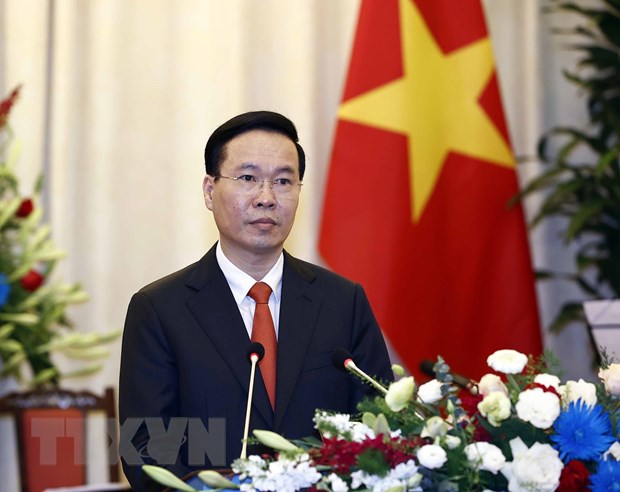 Báo Lào đưa đậm về chuyến thăm của Chủ tịch nước Võ Văn Thưởng - Ảnh 1.