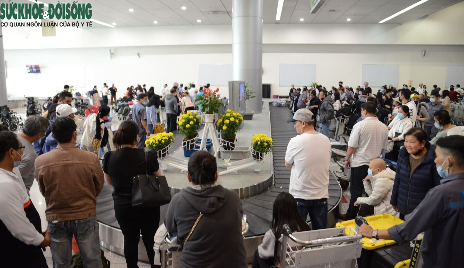 Các sân bay luôn chật kín du khách vào trước, trong và sau những dịp nghỉ lễ lớn.