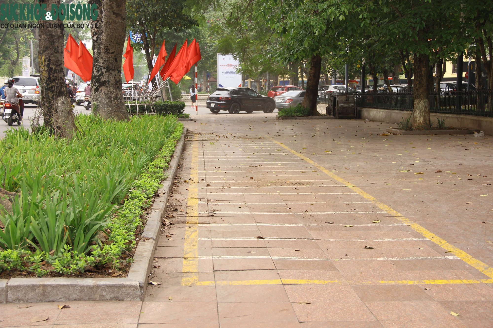 Hà Nội: Dự án xe đạp công cộng lùi tiến độ, người dân tiếp tục &quot;chờ&quot; - Ảnh 2.