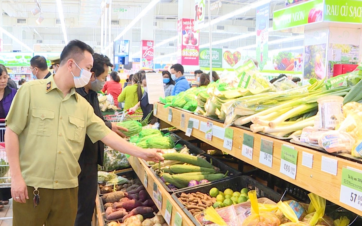 Có chính sách thoả đáng, khen thưởng, bảo vệ người tố giác vi phạm ATTP