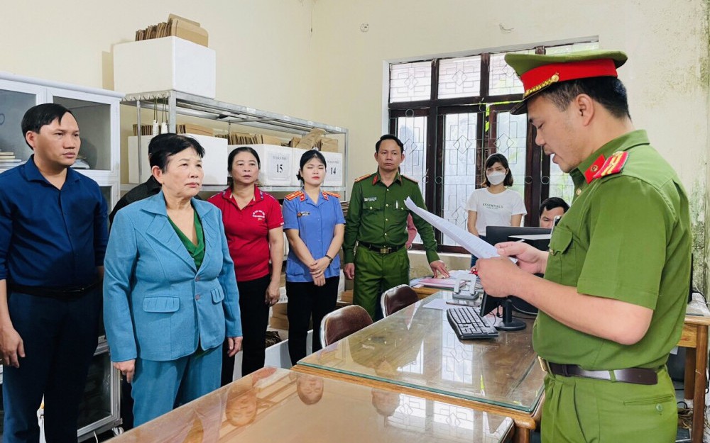 Nói xấu cơ quan đoàn thể, hai người đàn bà bị bắt giam