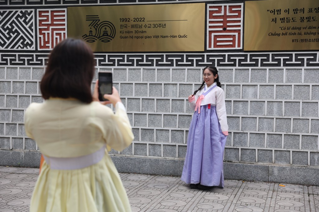 Giới trẻ Hà Nội hào hứng trải nghiệm các hoạt động của Lễ hội “Con đường văn hoá Hàn Quốc 2023”
 - Ảnh 6.