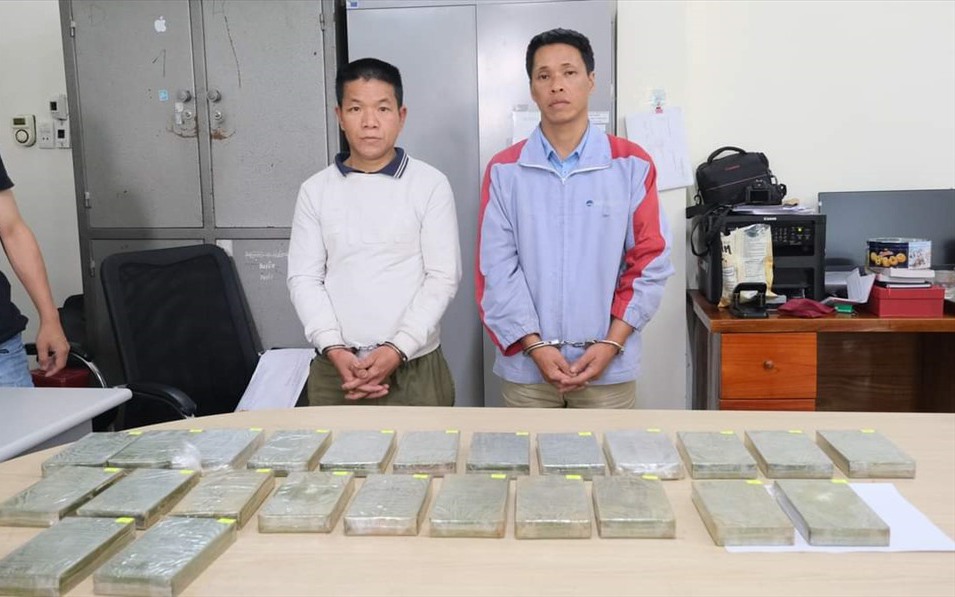 Phá thành công chuyên án ma túy lớn, thu giữ 24 bánh heroin cất giấu trong hang đá