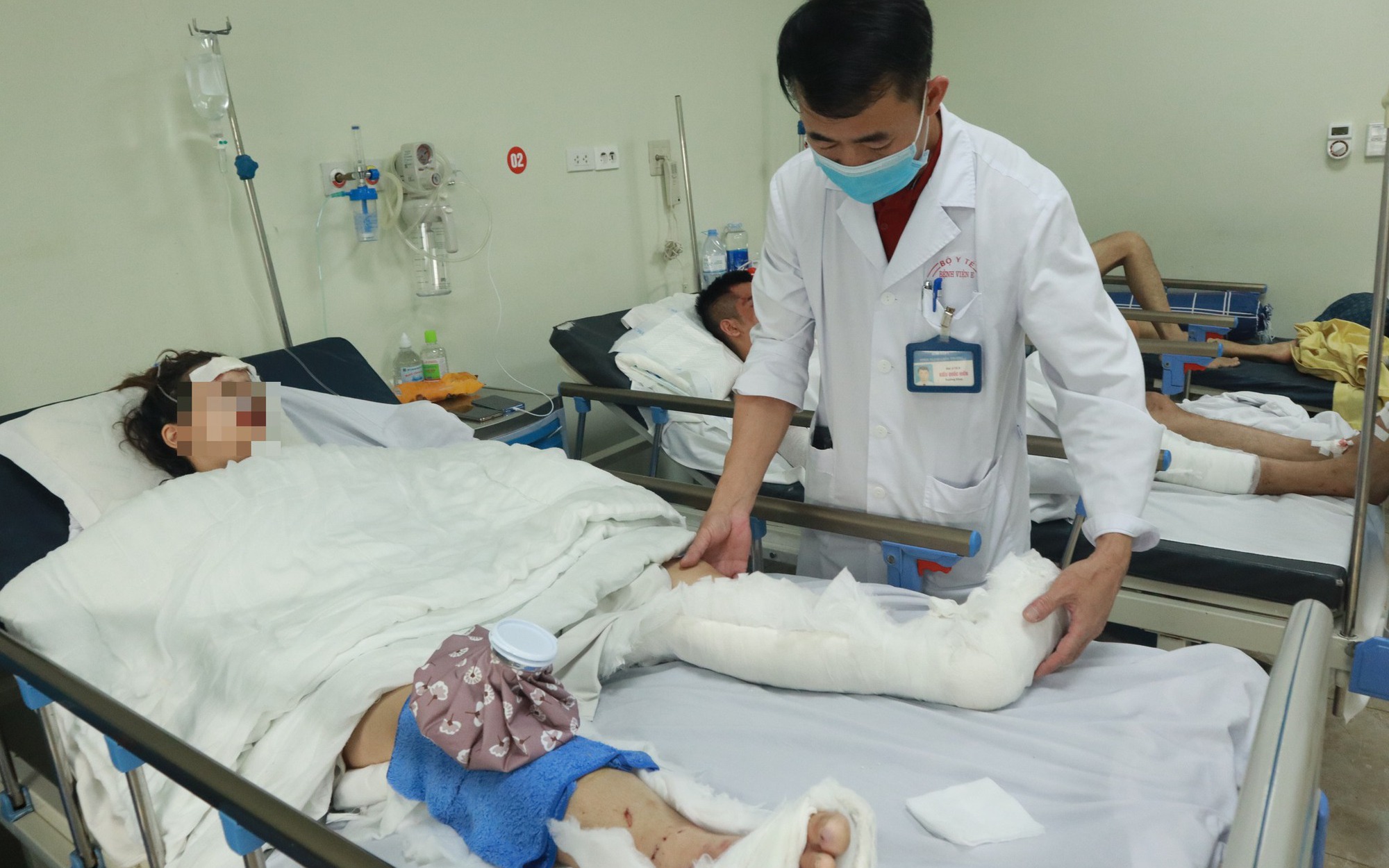 Vụ tai nạn liên hoàn ở đường Võ Chí Công: Có bệnh nhân tiên lượng nặng, khó phục hồi