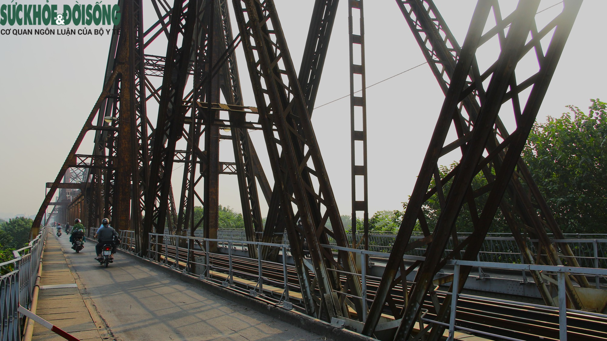 Hôm nay tổ chức lại giao thông 1 số tuyến đường đi cầu Long Biên - Ảnh 3.