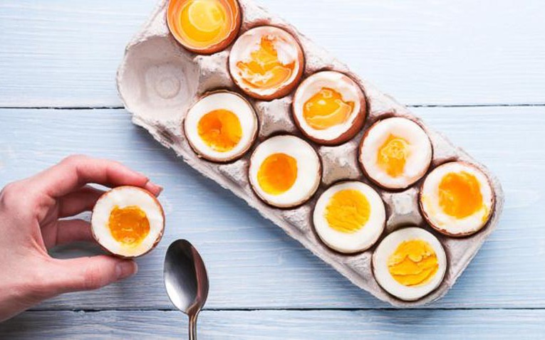 "Điểm mặt" 4 mối nguy sức khỏe khi ăn quá nhiều trứng