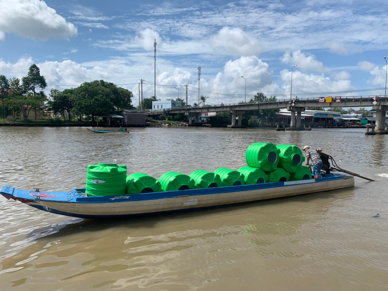 Chủ động nguồn nước sinh hoạt, ứng phó với hạn, mặn - Ảnh 1.