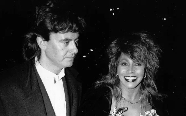 Nữ hoàng Rock "n" Roll Tina Turner và mối tình đẹp như mơ với người chồng hiến thận cứu vợ