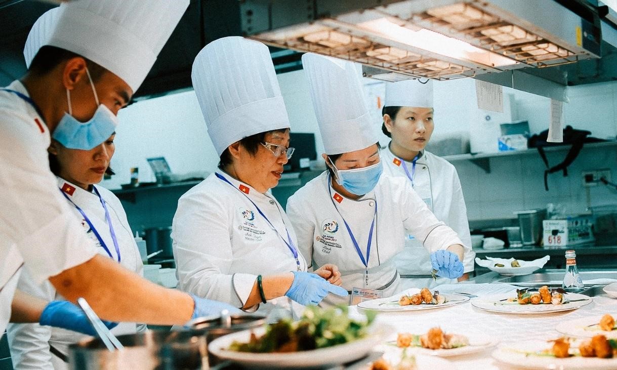 Nghệ nhân ẩm thực Ánh Tuyết: &quot;Michelin Guide xuất hiện ở Việt Nam là cơ hội lớn để ẩm thực được nâng tầm&quot; - Ảnh 2.