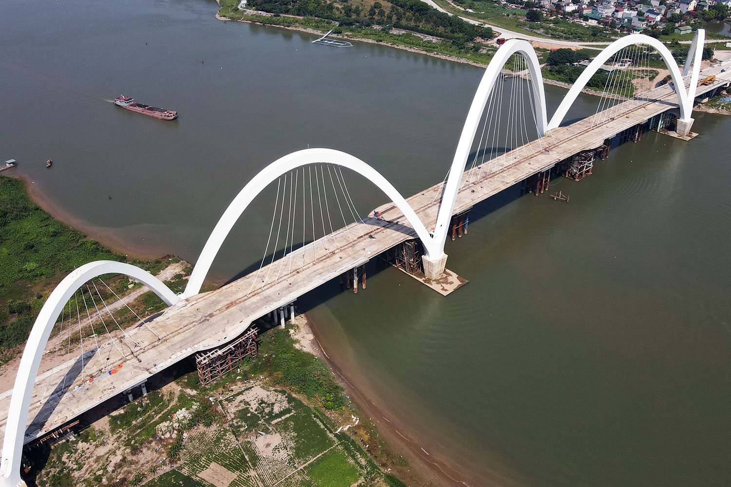 Chiêm ngưỡng cây cầu với 5 vòm thép cao nhất Việt Nam  - Ảnh 5.