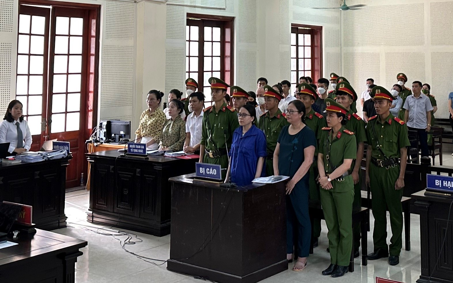Cô giáo Lê Thị Dung nói số tiền thiệt hại là 'Công sức lao động của cá nhân và giáo viên'