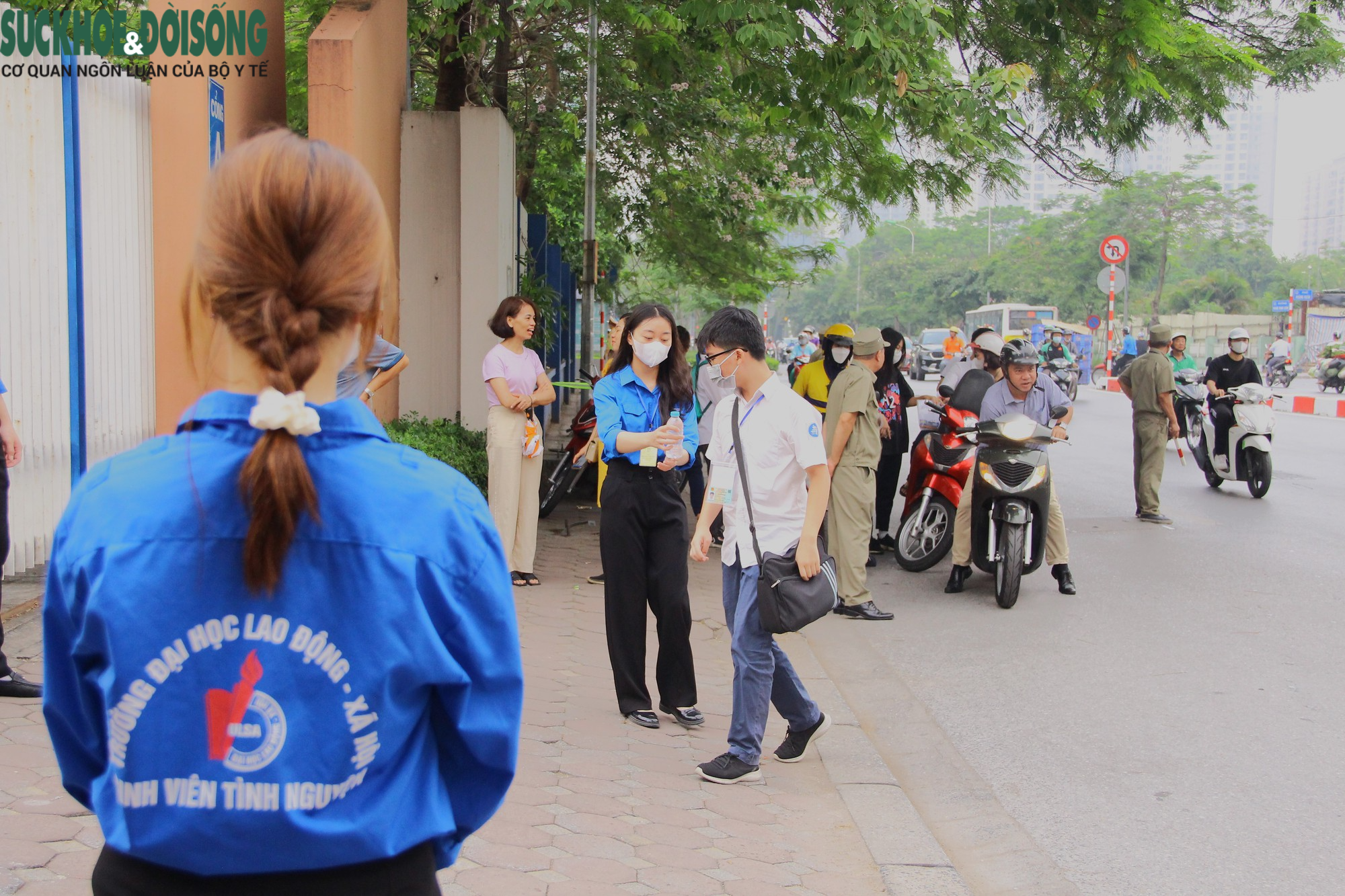 Ngày thi cuối: Mọi lực lượng chung sức đồng lòng, hỗ trợ sĩ tử vượt vũ môn - Ảnh 14.