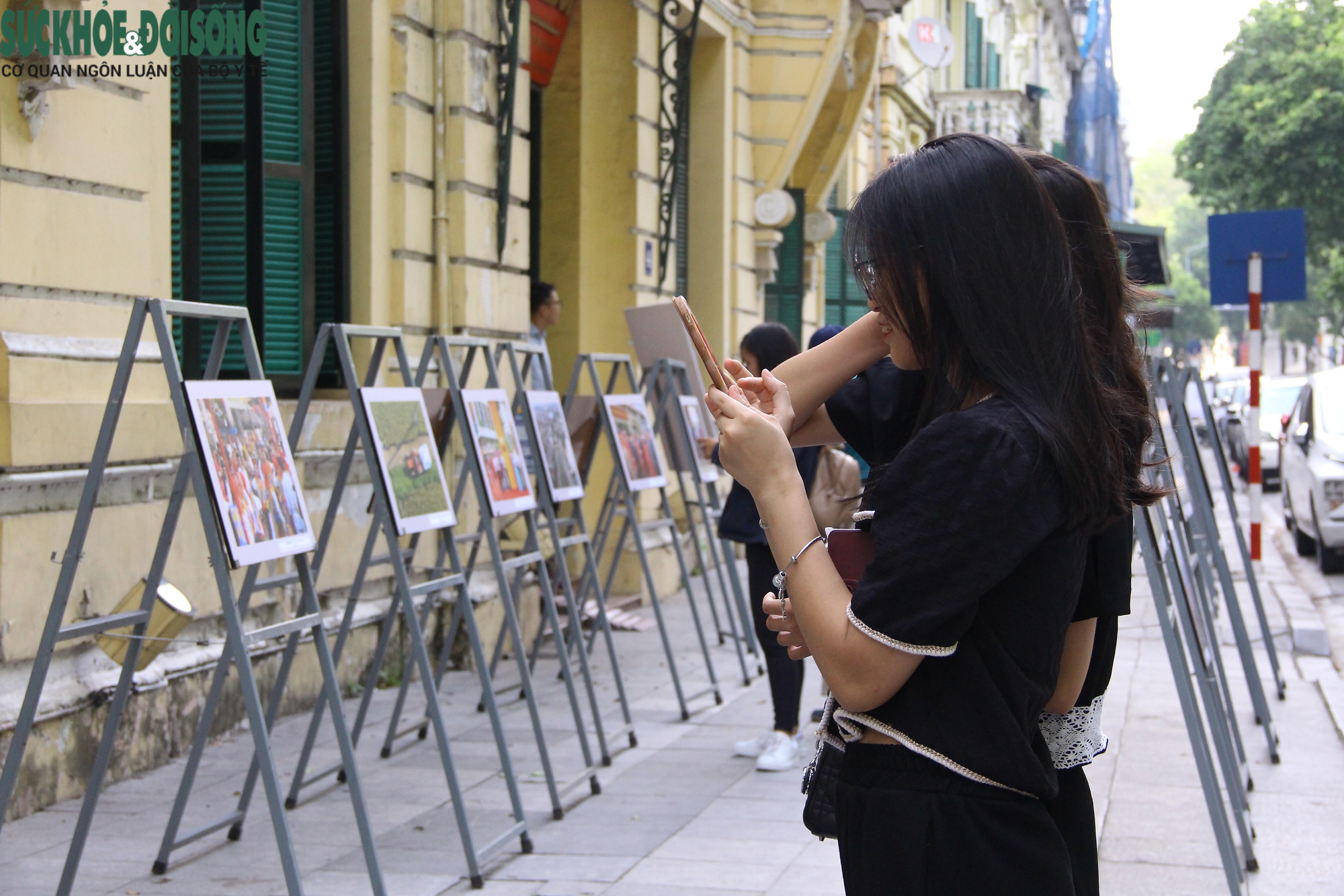 Độc đáo triển lãm ảnh nhân kỷ niệm 98 năm Ngày Báo chí cách mạng Việt Nam - Ảnh 13.