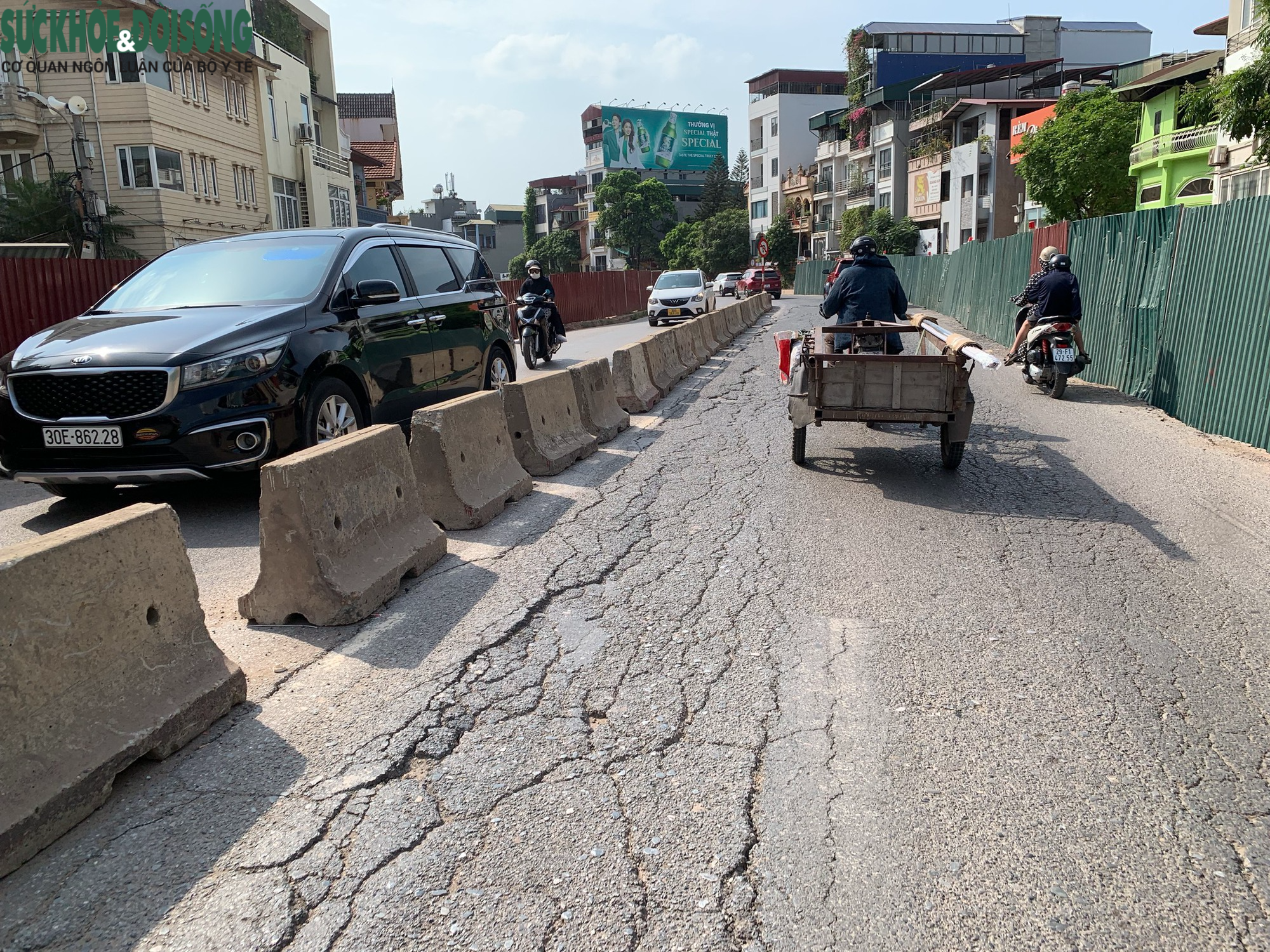 Đường Âu Cơ (Tây Hồ) nứt toác vì thi công dự án trăm tỷ - Ảnh 10.