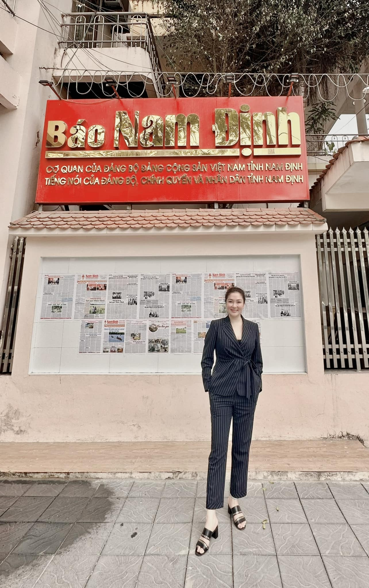Nhan sắc tuổi 37 của Hoa hậu Nguyễn Thị Huyền - Ảnh 9.