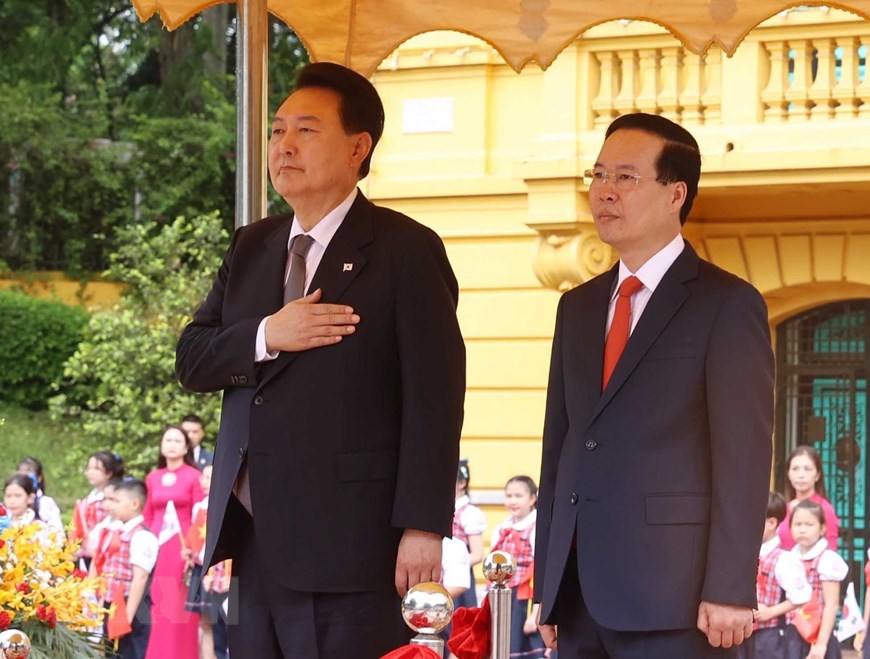 [Photo] Chủ tịch nước Võ Văn Thưởng chủ trì Lễ đón Tổng thống Hàn Quốc - Ảnh 8.
