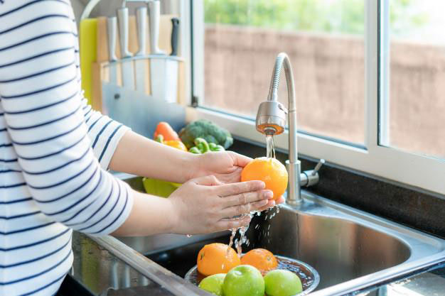 nTừ vụ ngộ độc do ăn dưa lê để trong tủ lạnh, lưu ý 9 bước lựa chọn và bảo quản trái cây