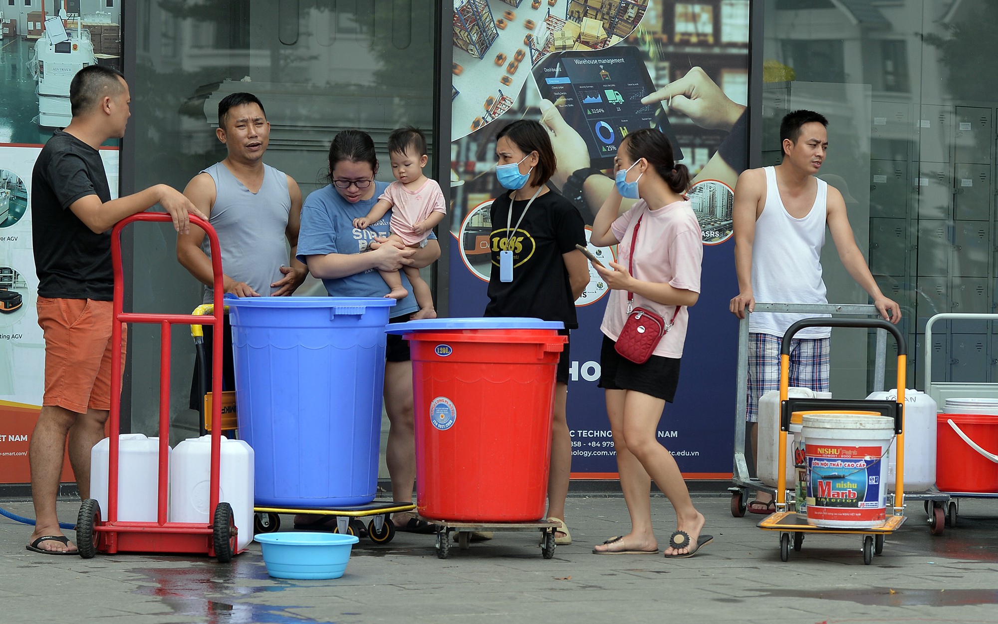 Hà Nội cam kết không tăng giá nước sinh hoạt đột ngột