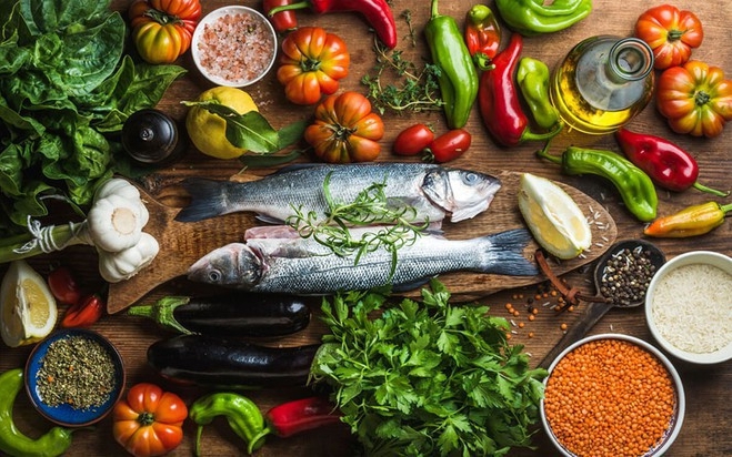 Muốn giảm cân khỏe mạnh, bạn nên thử ăn chế độ ăn Địa Trung Hải