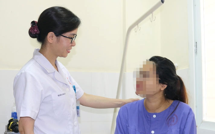 Cứu sản phụ bị biến chứng sản khoa hiếm gặp sau sinh