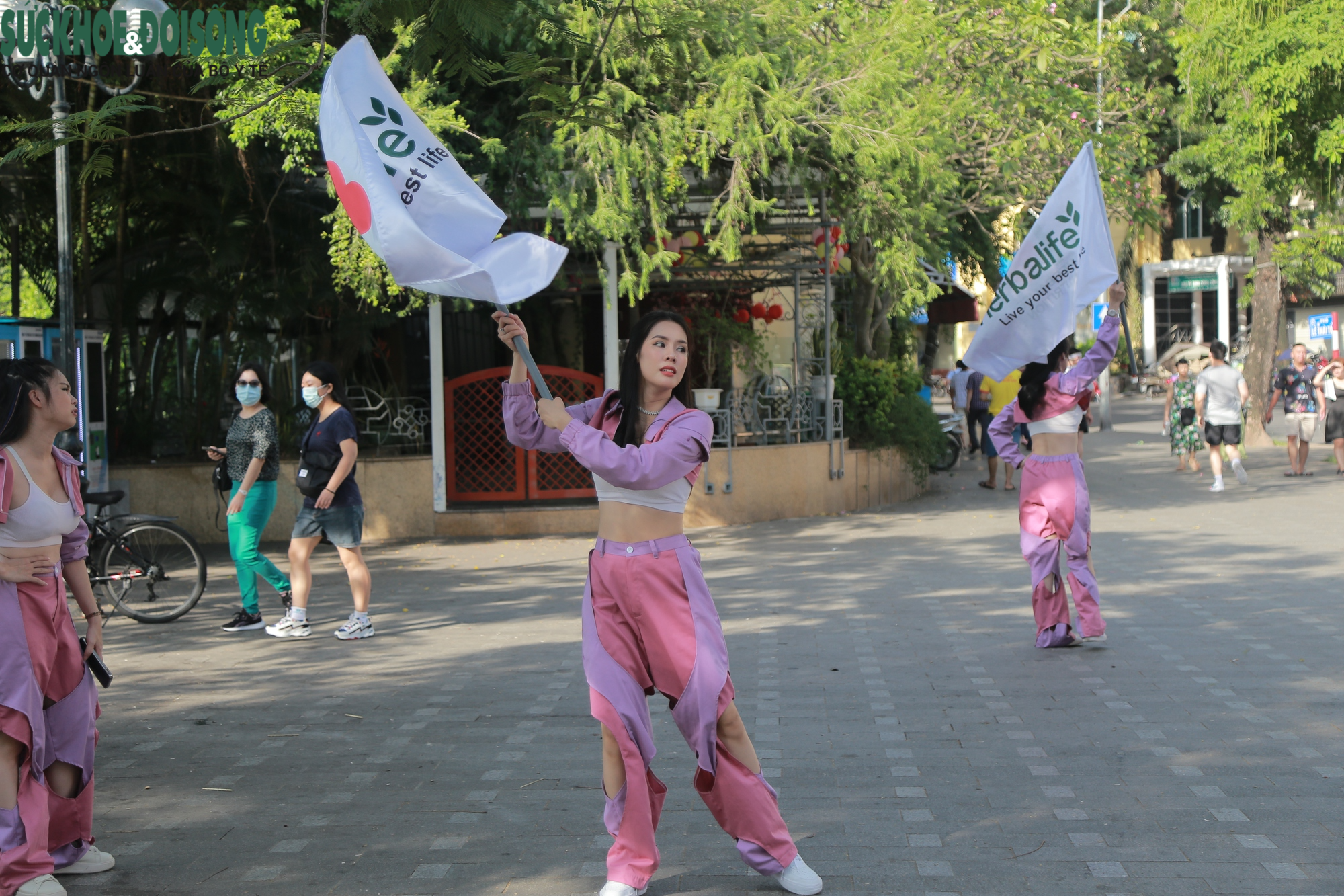 Người dân thích thú trải nghiệm Ngày Dinh dưỡng cộng đồng Việt Nam - Ảnh 25.