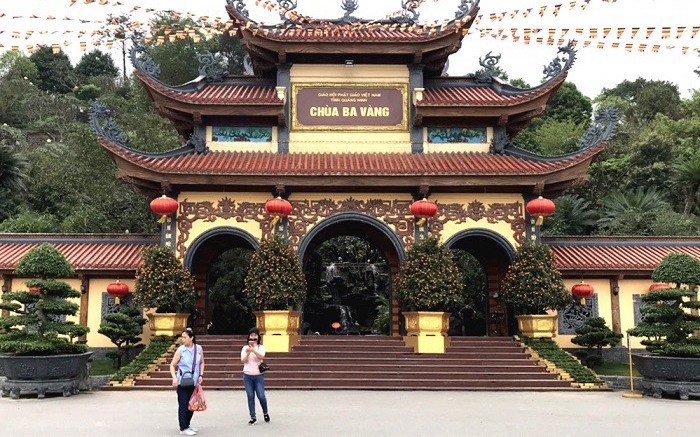 Quảng Ninh: Thành phố Uông Bí yêu cầu Chùa Ba Vàng báo cáo số liệu tiền công đức