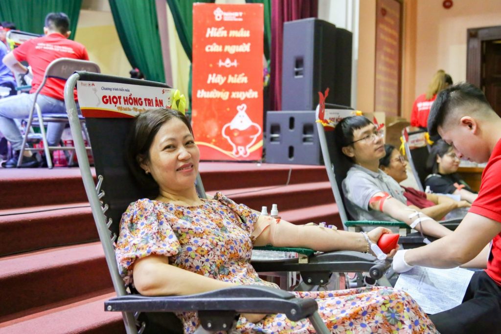 Tiếp nhận trên 115.000 đơn vị máu: Hành trình Đỏ 2023  đem lại sự sống cho hàng trăm ngàn người bệnh - Ảnh 5.