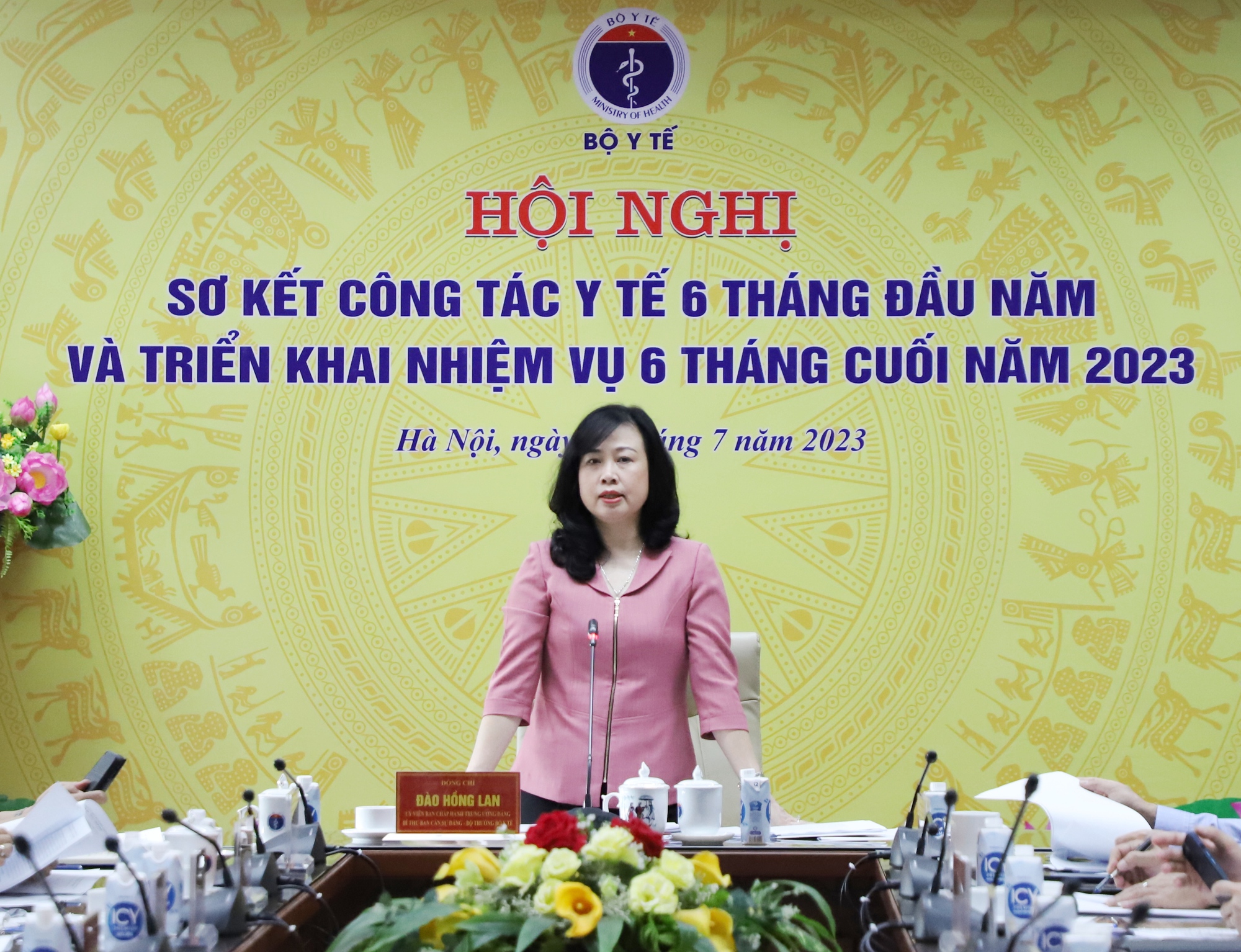 Bộ trưởng Đào Hồng Lan: Ngành y tế tiếp tục tập trung cao độ hoàn thiện thể chế, nâng cao chất lượng khám chữa bệnh - Ảnh 3.