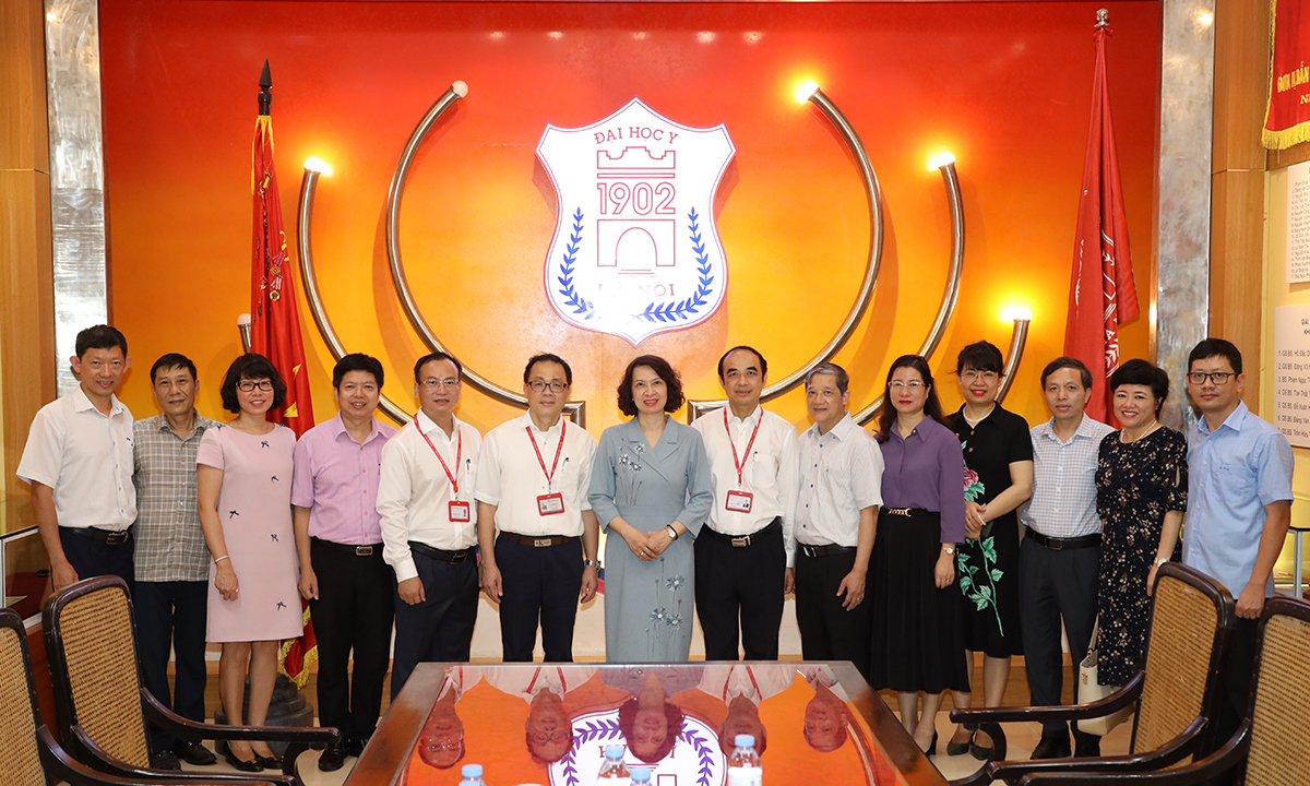 Trường Đại học Y Hà Nội tiếp tục đẩy mạnh đổi mới chương trình đào tạo hội nhập quốc tế, phát triển nghiên cứu khoa học - Ảnh 5.