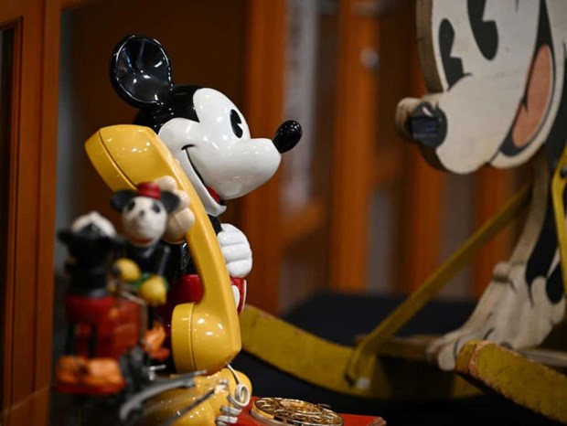 Diễn viên Bret Iwan lồng tiếng chuột Mickey: AI không thể thay thế - Ảnh 1.