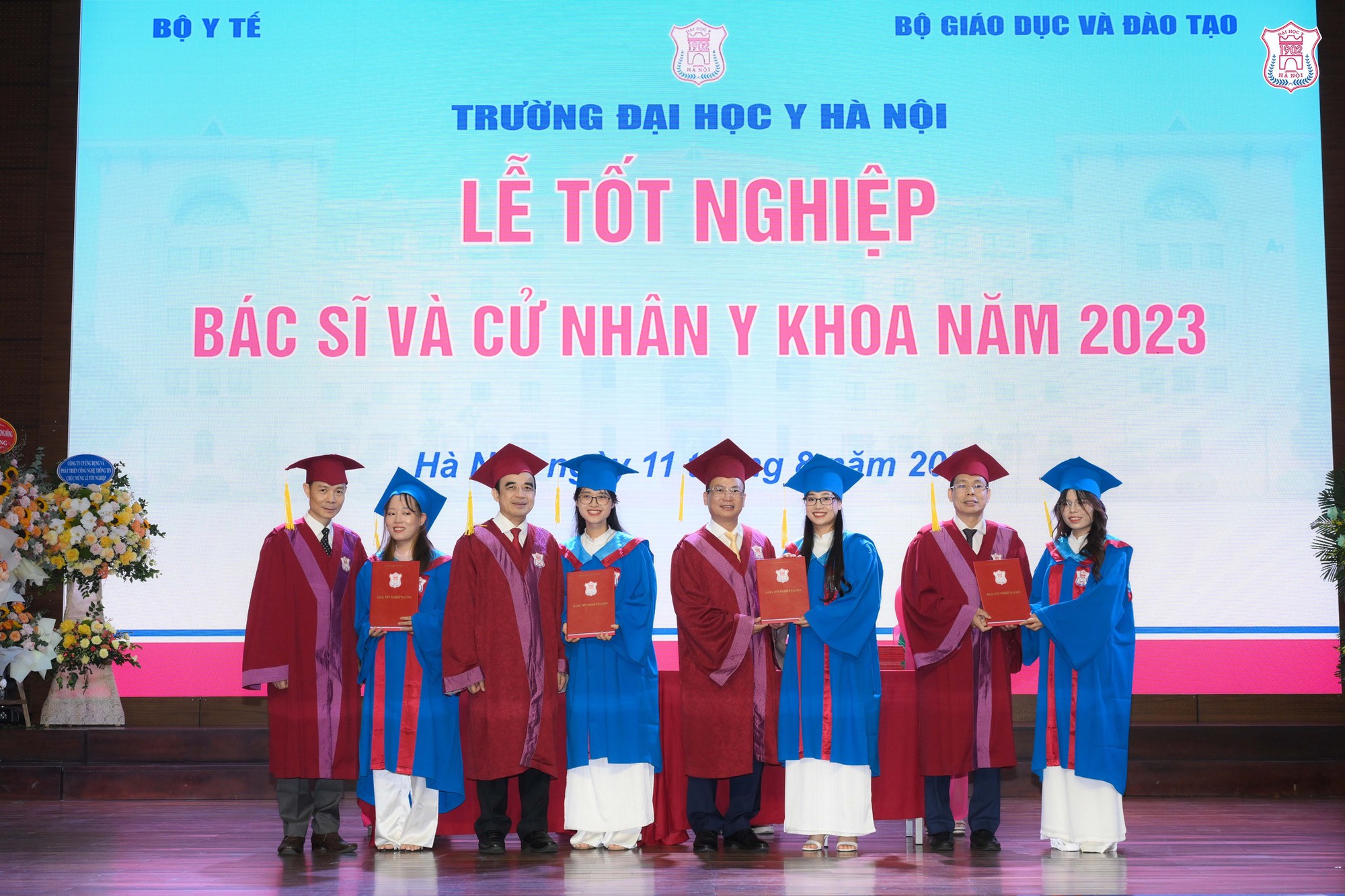 Lễ tốt nghiệp của 'khóa học đặc biệt' tại Trường Đại học Y Hà Nội - Ảnh 3.