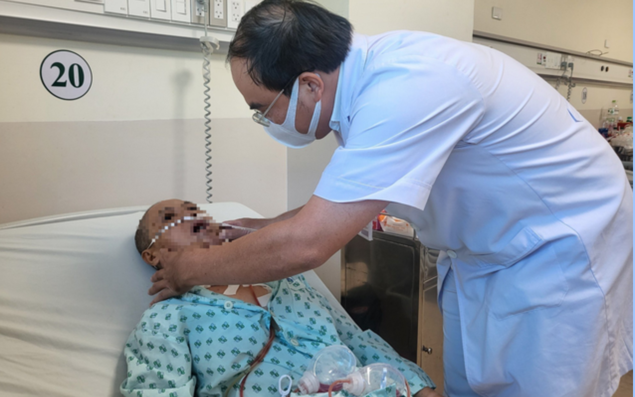 Căn bệnh ung thư ở Singapore chữa hết 100.000 USD bác sĩ Việt Nam làm 18 triệu đồng vẫn hiệu quả