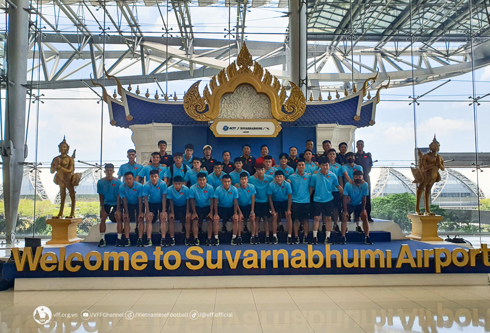 U23 Việt Nam đổ bộ Thái Lan, sẵn sàng bảo vệ ngôi vương U23 Đông Nam Á 2023 - Ảnh 5.