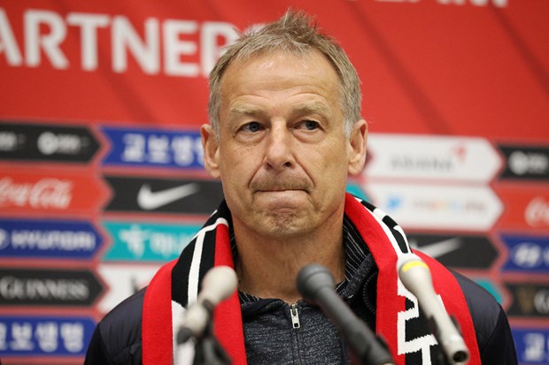 HLV Klinsmann tiết lộ lý do chọn đá giao hữu với Đội tuyển Việt Nam - Ảnh 1.