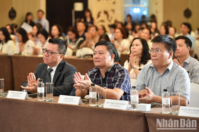 Công bố giải thưởng hành động vì cộng đồng 2023 với chủ đề “Dấu ấn tiên phong” - Ảnh 2.