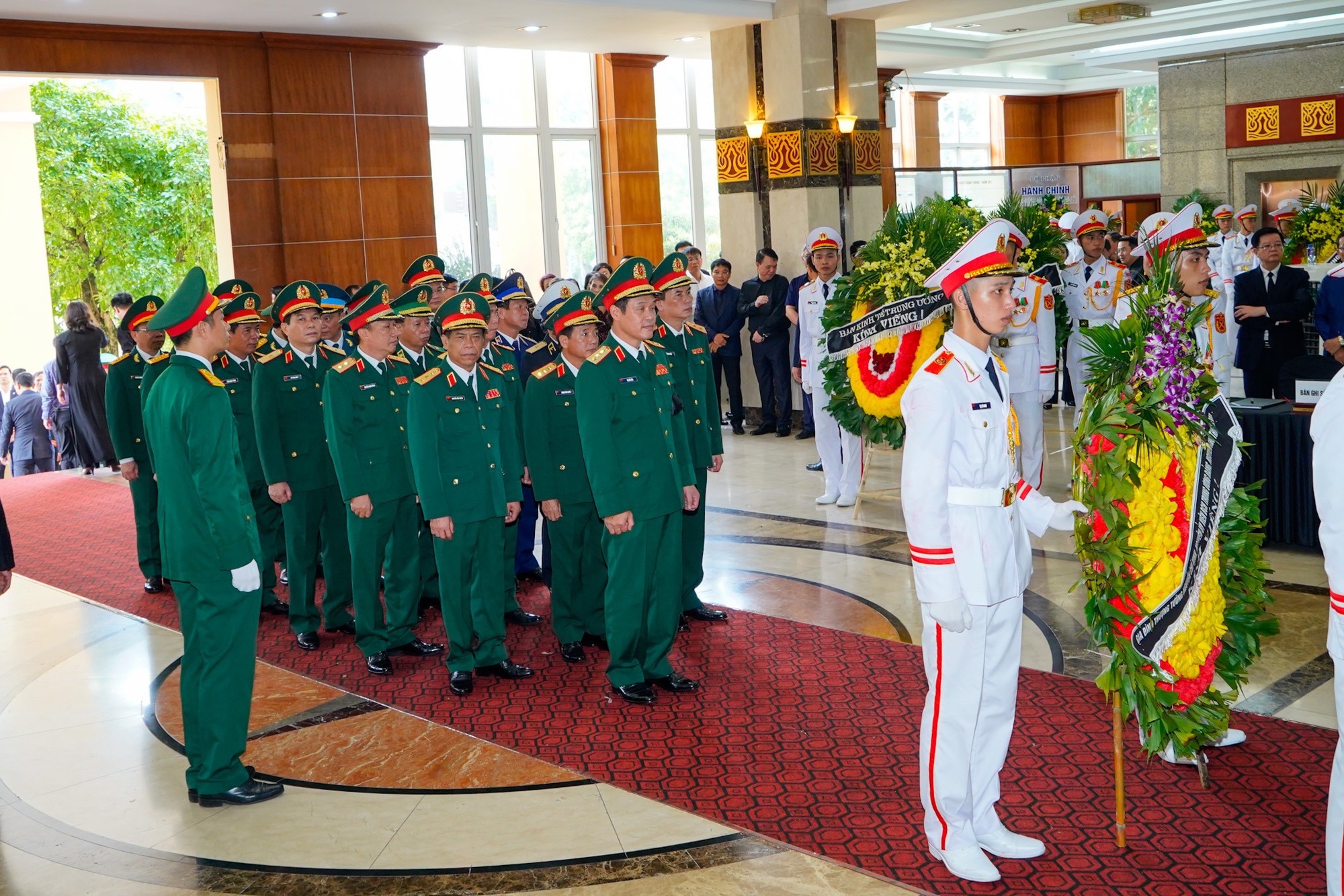 Xúc động lời tiễn biệt của đoàn Lãnh đạo Đảng, Nhà nước dành cho Phó Thủ tướng Lê Văn Thành  - Ảnh 5.