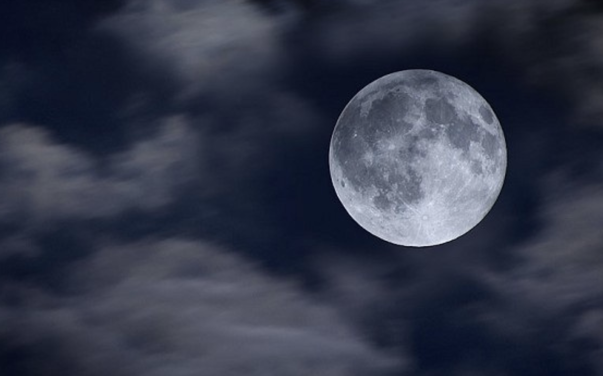 Việt Nam sắp quan sát được siêu trăng xanh hiếm gặp