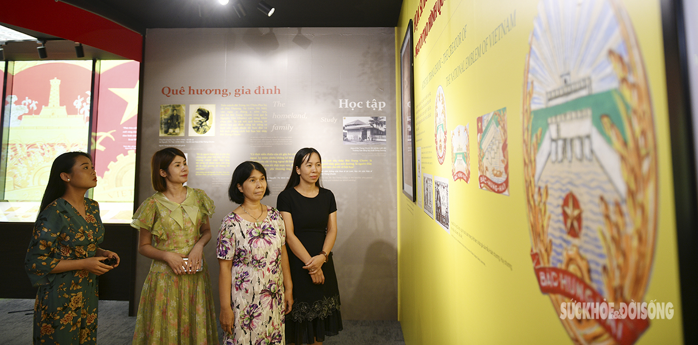 Chiêm ngưỡng “Bảo vật quốc gia - Phác thảo mẫu Quốc huy Việt Nam” của cố họa sĩ Bùi Trang Chước - Ảnh 3.