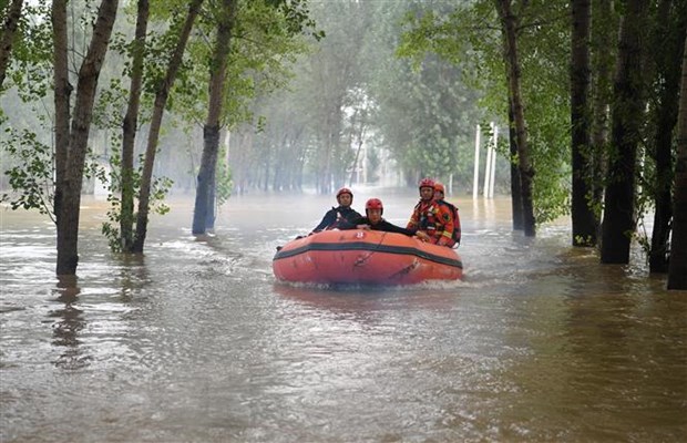 Trung Quốc: Lũ lụt khiến 10 người thiệt mạng tại tỉnh Hà Bắc - Ảnh 1.