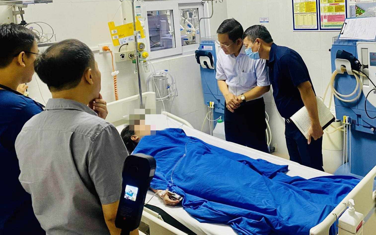 Các bệnh viện tập trung cao độ cấp cứu, điều trị nạn nhân vụ cháy chung cư mini ở Khương Hạ