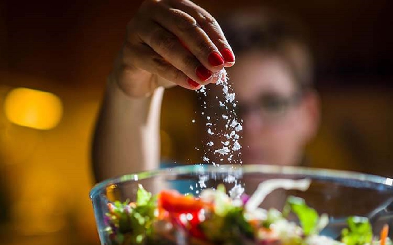 Chế độ ăn giảm muối và vai trò của nó với sức khỏe