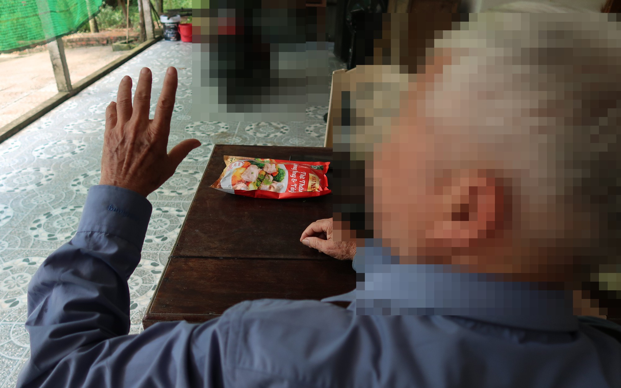 Bóc mẽ chiêu lừa tinh vi khiến hàng trăm dân nghèo ở Nghệ An sập bẫy